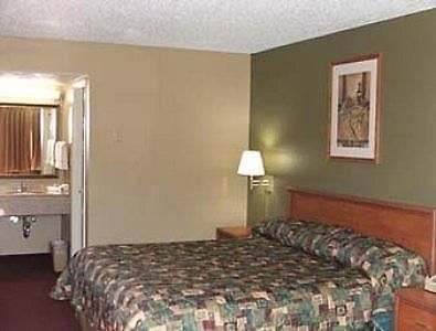 Knights Inn Lebanon Zimmer foto